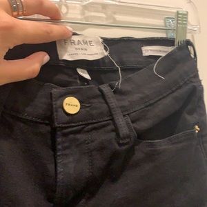 Frame Le Skinny de Jeanne Crop